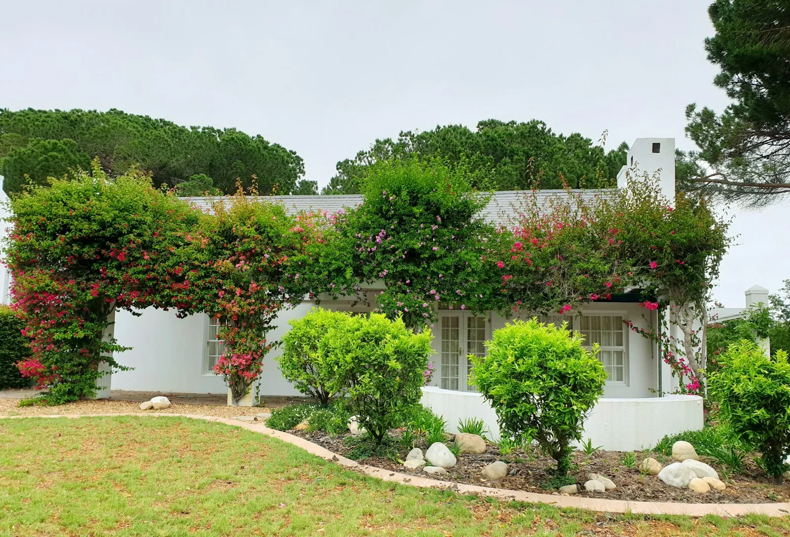 Casa en residencial Las Palmas, West End